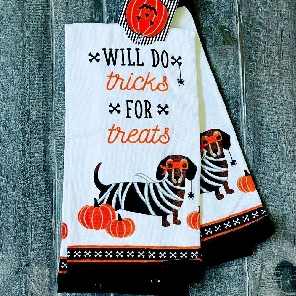 Halloween Dachshund Dog Tricks for Treats Kitchen Dish Towels Set